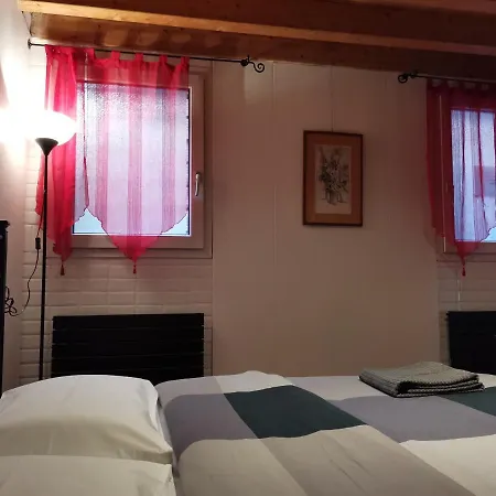 6518 * Venetië