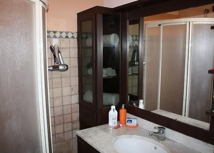 6518 Apartment *